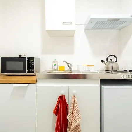 Appartement T2 Renove - Frais L'ete - Wifi -smart Tv - Parking Proche Béziers