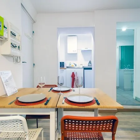 Apartman T2 Renove - Frais L'ete - Wifi -smart Tv - Parking Proche Béziers